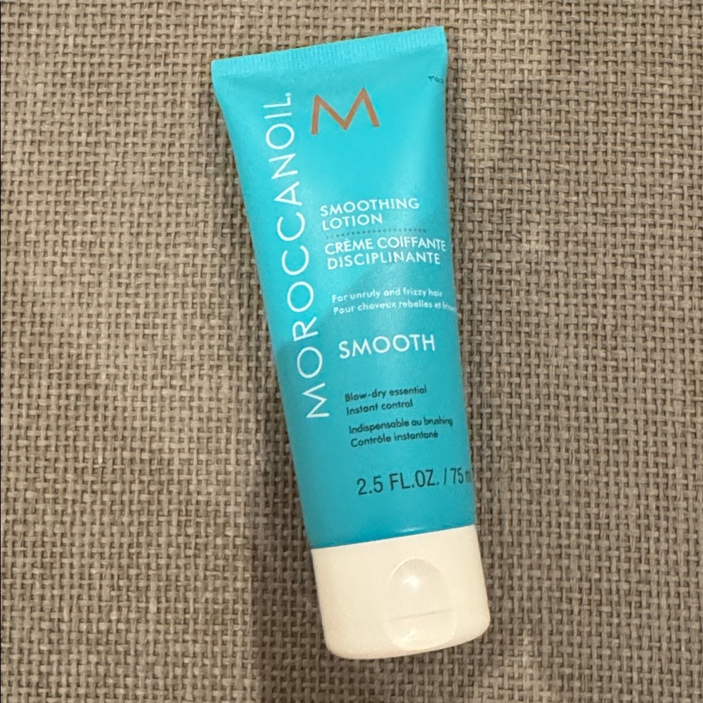 Moroccanoil smoothing lotion for unruly and frizzy hair SMOOTH 75ml